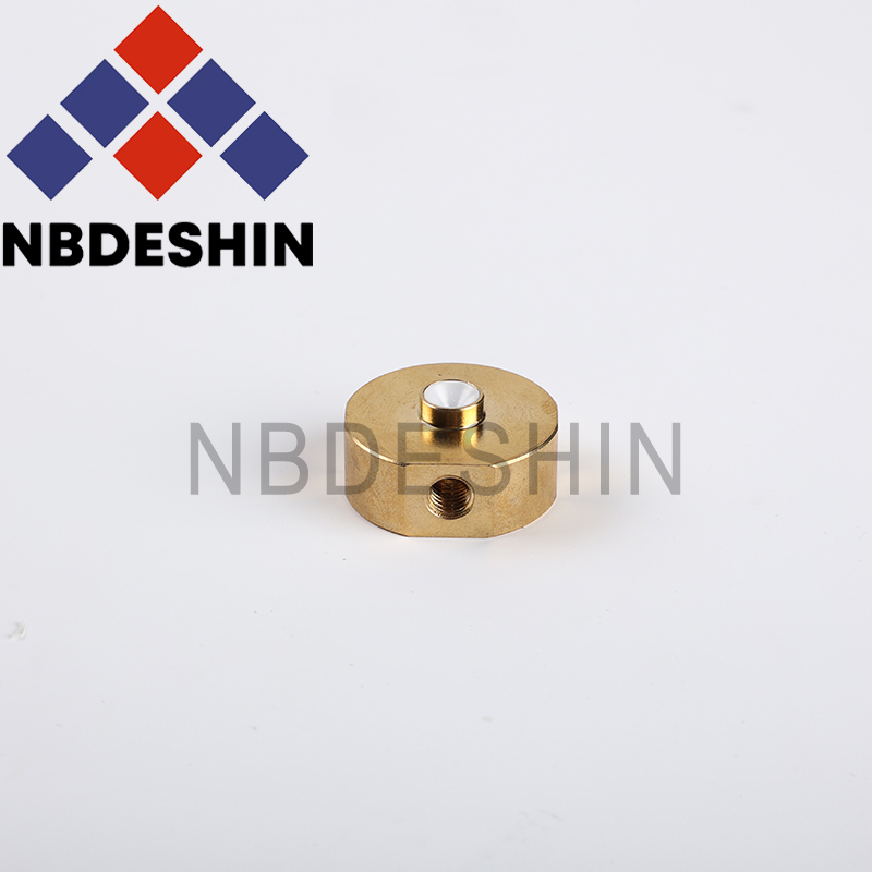 Mitsubishi M153 Guide up 0.4mm X055C631G52